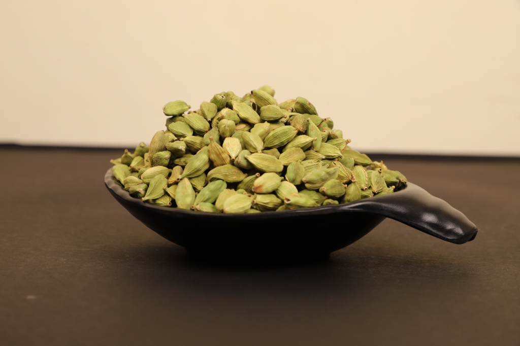 Green cardamom 