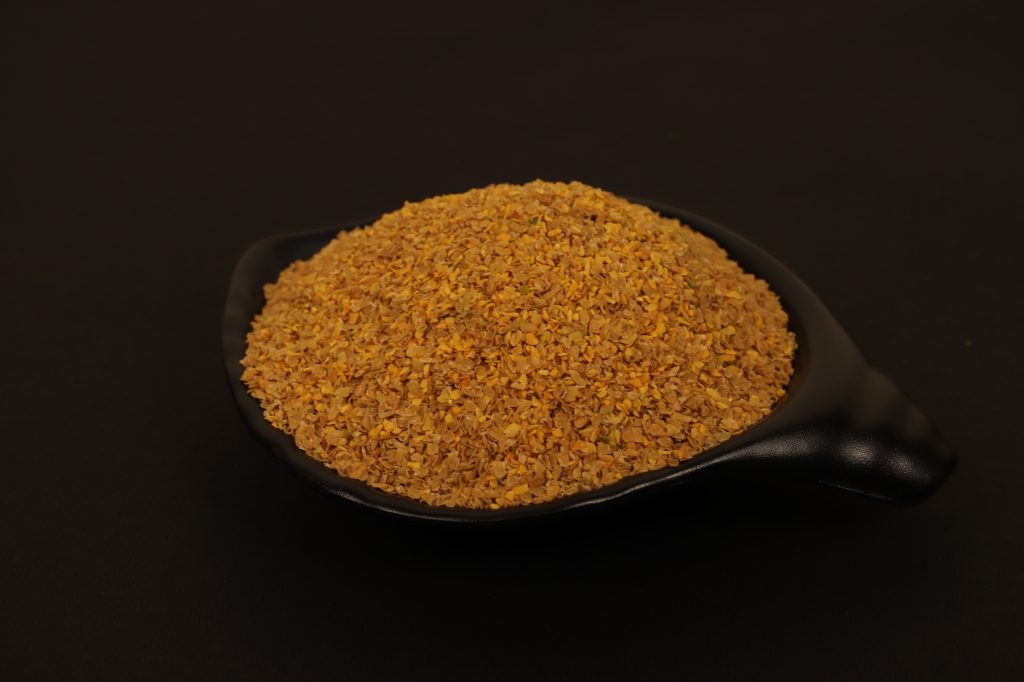 Split fenugreek 